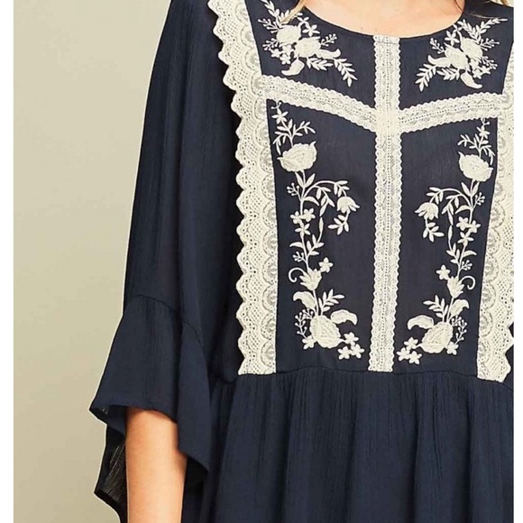 Embroidered Bohemian Top - Picture 5 of 6